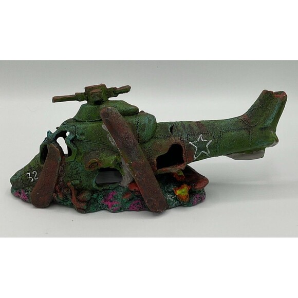 Lot of 4 Aquarium Fish TankDecorations 1-Crashed Helicopter Wreckage ,3-coral - Picture 10 of 12